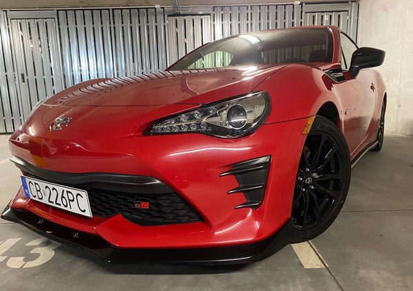 Toyota GT86 cena 105000 przebieg: 35000, rok produkcji 2017 z Bydgoszcz małe 326